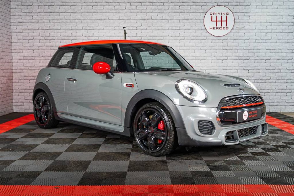MINI JCW Hatch Moonwalk Grey
