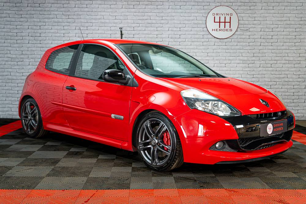 Renault Clio 200 Ultra Red