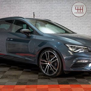 SEAT Leon Cupra ST 300 Magnetic Grey