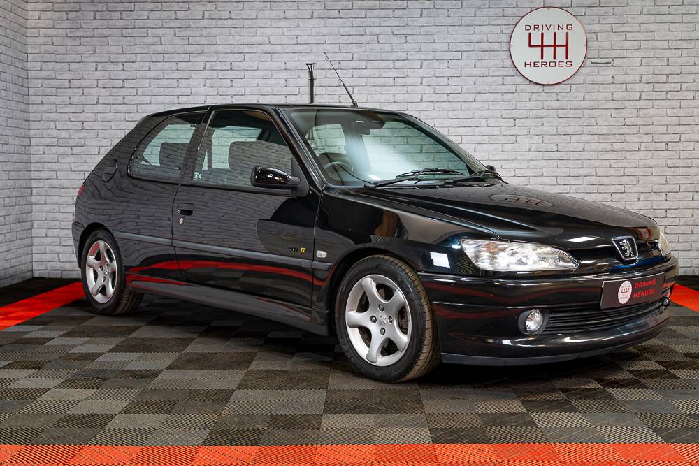 Peugoet 306 GTI-6