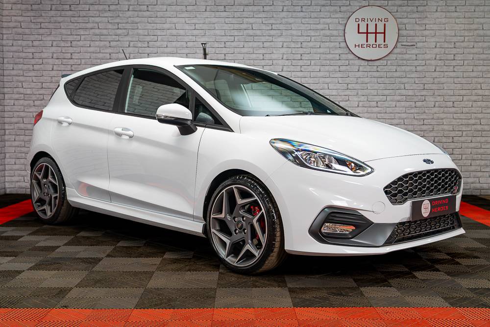 Ford Fiesta ST-3 Performance Pack Frozen White