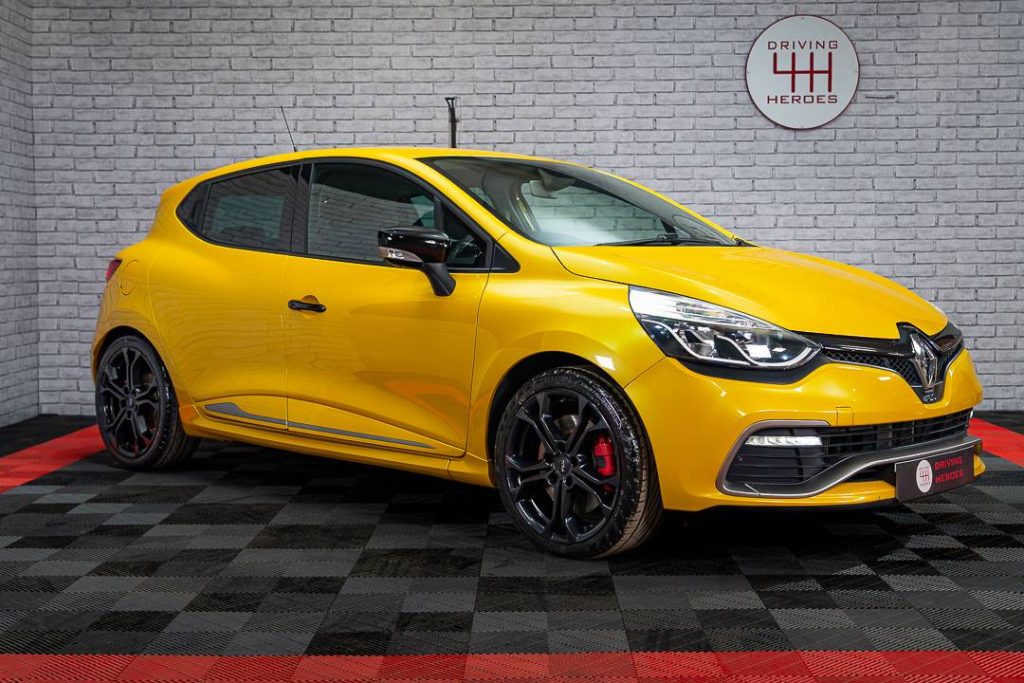 Renault Clio Renault Sport 200 Liquid Yellow