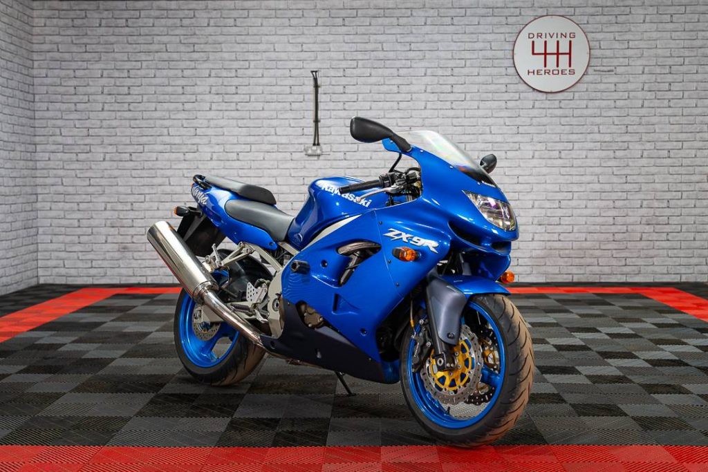 Kawasaki ZX9R