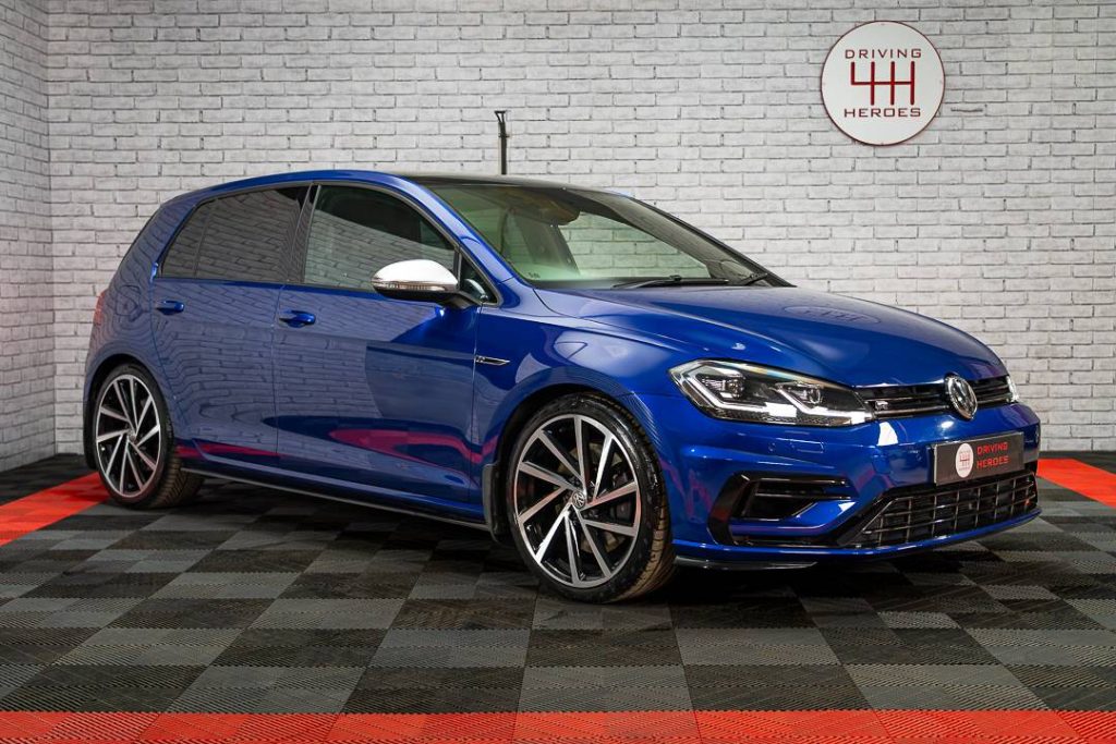Volkswagen Golf R Lapiz Blue