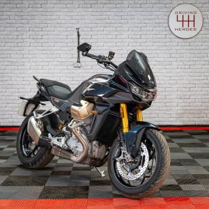 Moto Guzzi V100 Mandello S