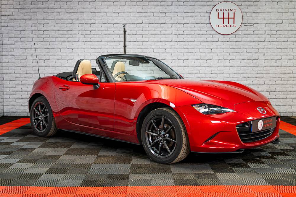 Mazda MX5 Sport Nav Soul Red