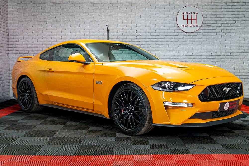 Ford Mustang GT Cyber Orange