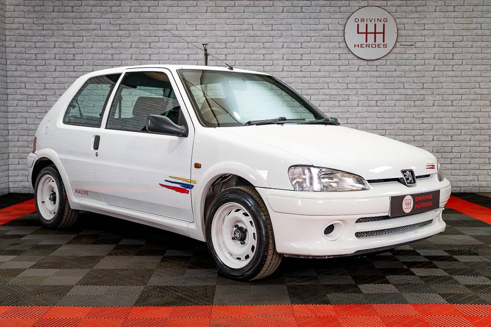 Peugeot 106 Rallye S2 Bianca White