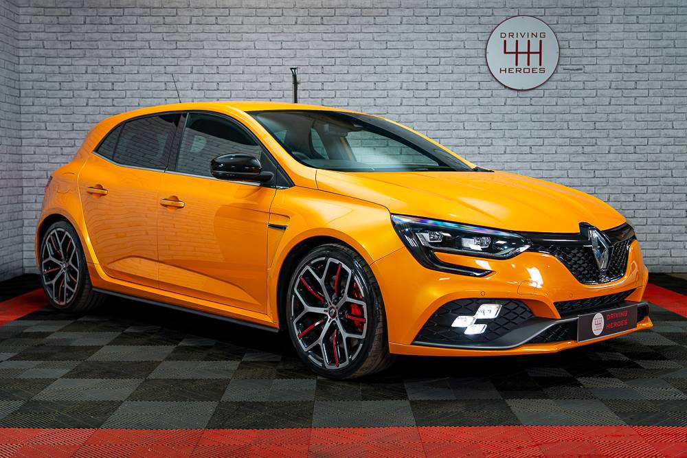 Renault Megane 300 Trophy Volcanic Orange
